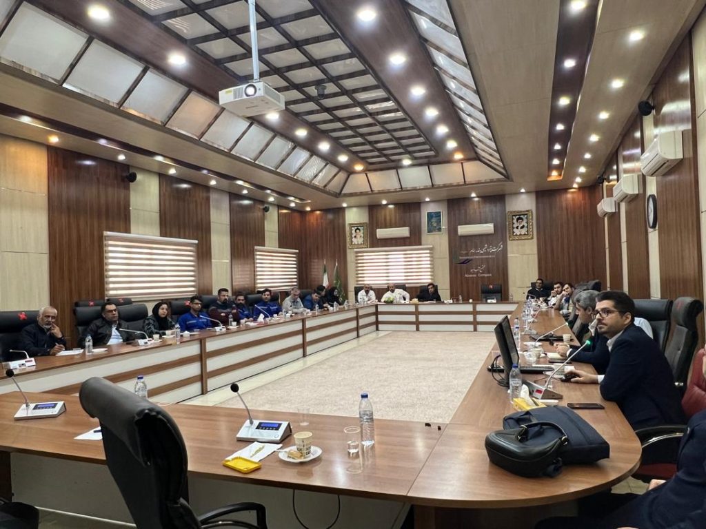 برگزاری سمینار آموزشی پلاتین ایران در پتروشیمی بندرامام سمینار آموزشی پلاتین ایران در مجتمع پتروشیمی بندرامام